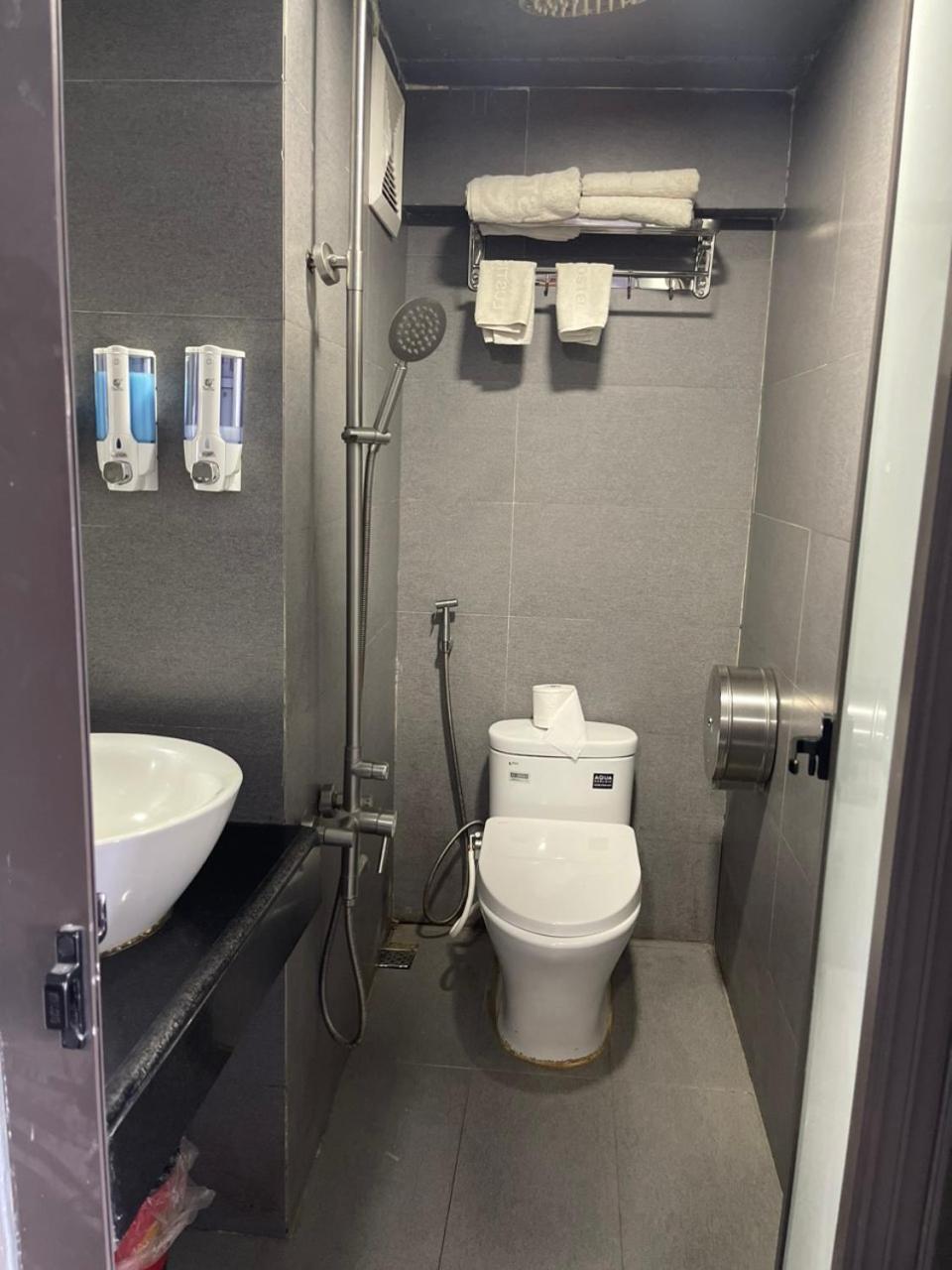 Lustig Hostel 萨帕 外观 照片