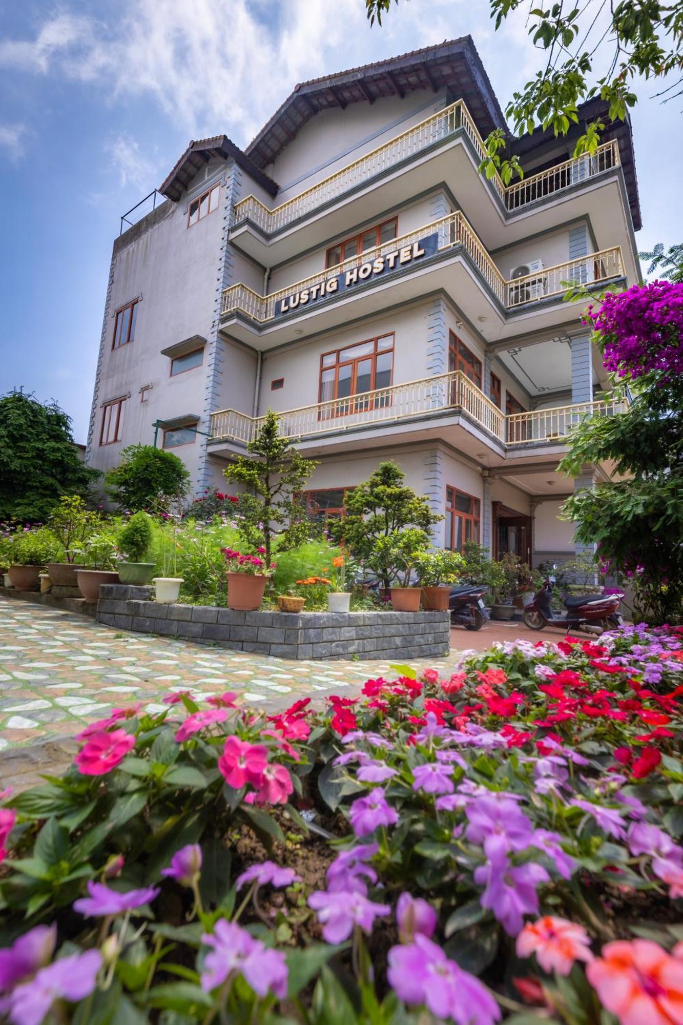 Lustig Hostel 萨帕 外观 照片